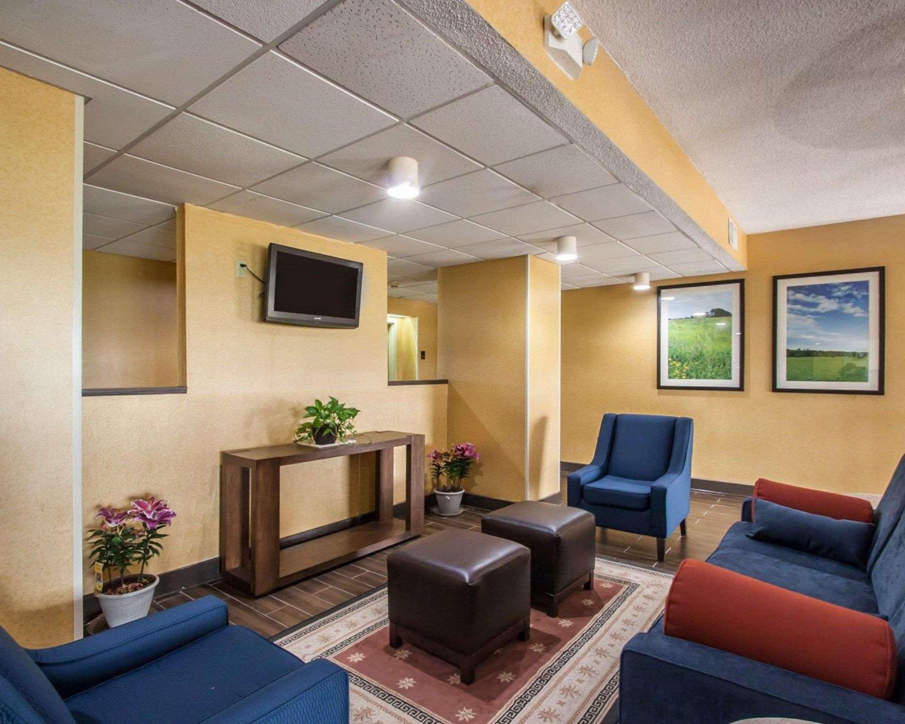 Quality Inn Hayti North Exterior photo