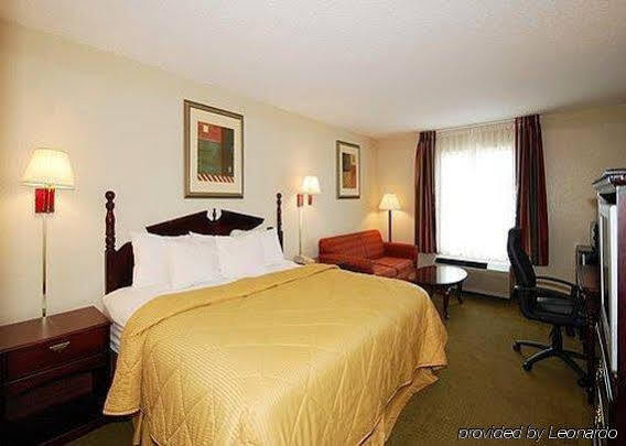 Quality Inn Hayti North Exterior photo